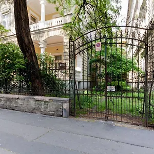 Heroes Square & City Park Thermals Apartamento Budapest