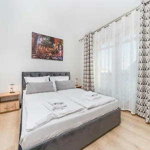 Mb Cracow Apartamento Cracovia